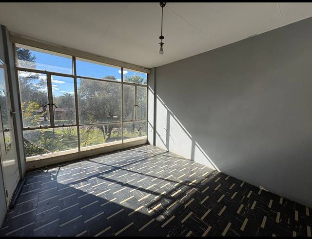 2 BEDROOM FLAT FOR SALE IN ARCON PARK